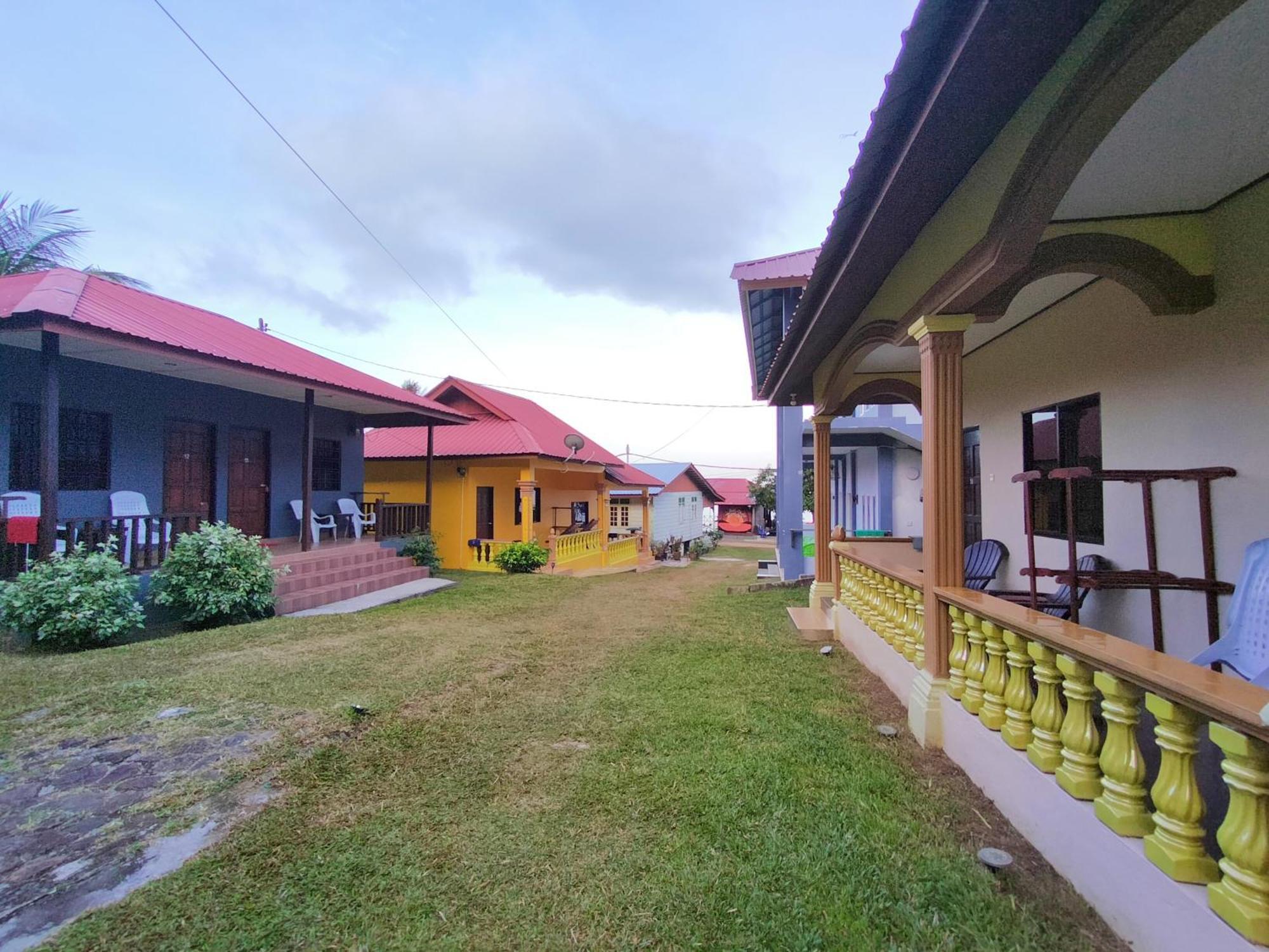 Restu Chalet Tioman Villa Exterior photo